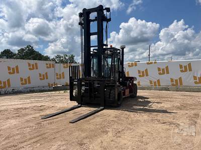 Taylor X360L Pneumatic Tire Forklift