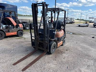 Toyota 42-6FG15 Pneumatic Tire Forklift