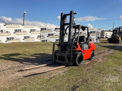 Pneumatic Tire Forklift, Lpg, Canopy, Tilt Carriage, Side Shift, 2 Stage Mast,
