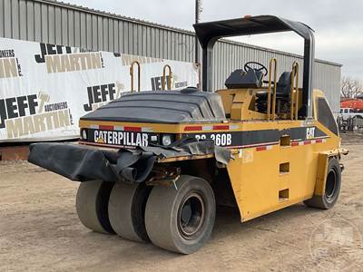 Caterpillar PS-360B Pneumatic Tired Roller