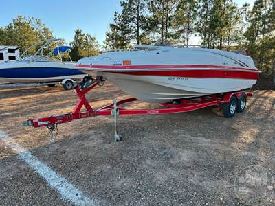 Tahoe 222 Power Boat