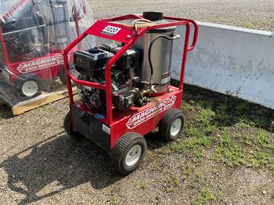 Easy Kleen MAGNUM GOLD 4000 SERIES Pressure Washer