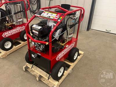 MAGNUM 4000 SERIES Pressure Washer