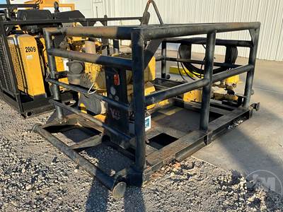 KM3250B TRIPLEX Pump