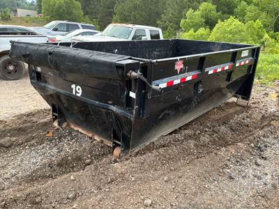 PJ Trailers Roll Off Dumpster