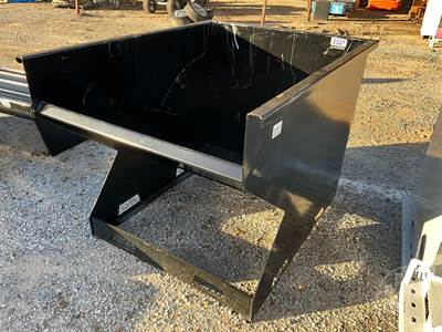 Unused KC Standard Duty 2 CY Capacity Dumping Hopper, Fork Pockets