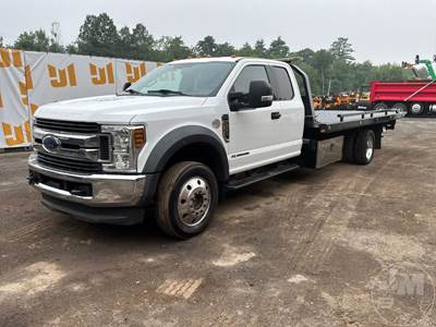 Ford F-550 Rollback Tow Truck