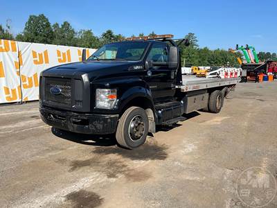 Ford F-650 Rollback Tow Truck