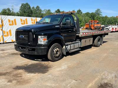 Ford F-650 Rollback Tow Truck