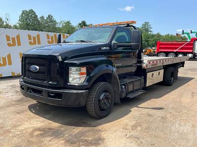 Ford F-650 Rollback Tow Truck