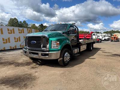 Ford F-650 Rollback Tow Truck