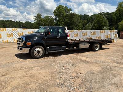 Ford F-650 XL Rollback Tow Truck