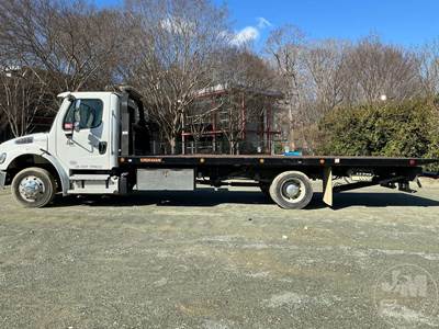 Freightliner M2 Rollback Tow Truck