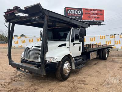 International 4300 Rollback Tow Truck