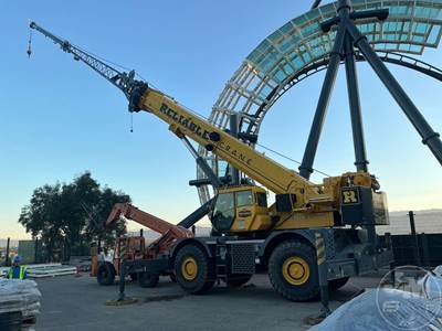 Grove RT890E Rough Terrain Crane