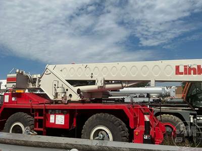 Link-Belt RTC 8030 Rough Terrain Crane