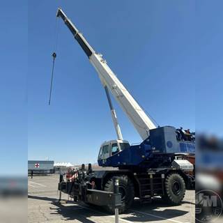 Tadano GR-900XL Rough Terrain Crane