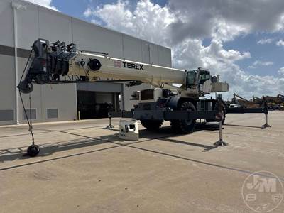 Terex RT100US Rough Terrain Crane