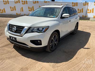 Nissan PATHFINDER PLATIUM