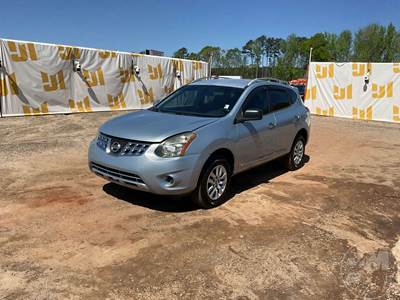 Nissan Rogue Select