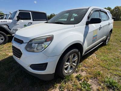 Chevrolet Equinox LS Salvage Truck