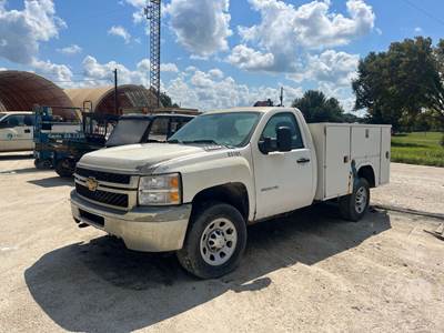Chevrolet Silverado 3500 Salvage Truck