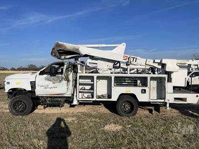 Chevrolet Silverado 6500HD Salvage Truck