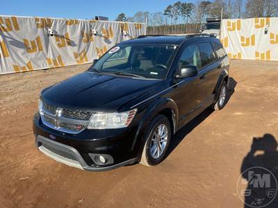 Dodge JOURNEY SXT Salvage Truck