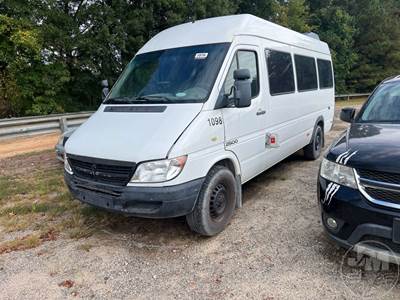 Dodge Sprinter 2500 Salvage Truck