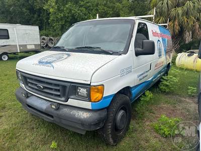 Ford Salvage Truck