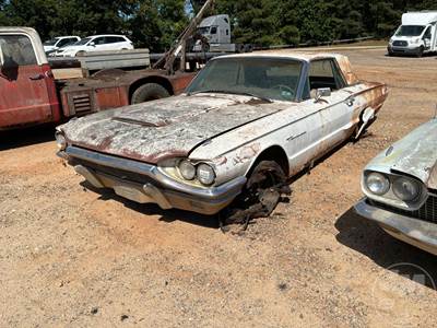 Ford COUPE Salvage Truck