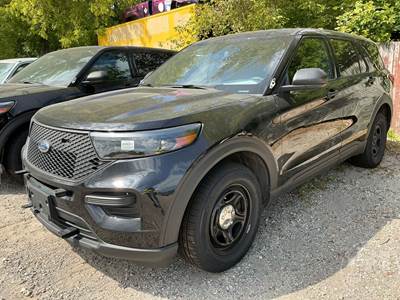 Ford Explorer Salvage Truck