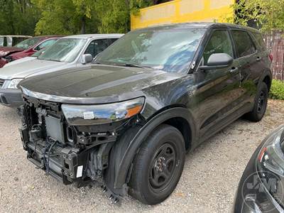 Ford Explorer Salvage Truck