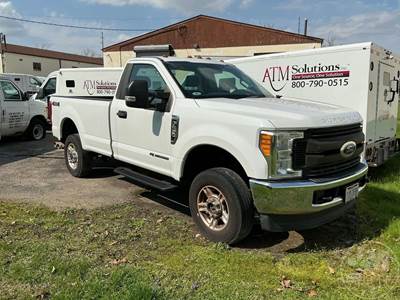 Ford F-250 XL Salvage Truck