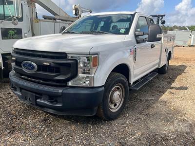 Ford F-250 Salvage Truck