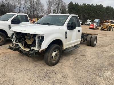 Ford F-350 XL Salvage Truck
