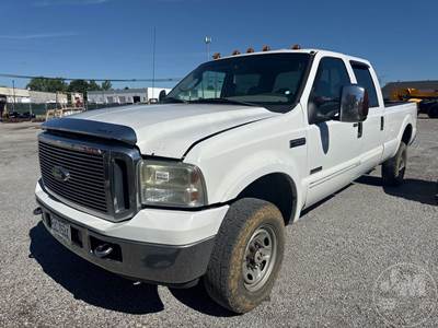 Ford F-350 XLT Salvage Truck