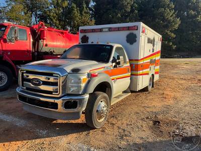 Ford F-450 Salvage Truck