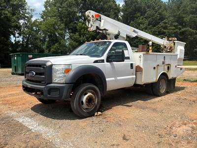 Ford F-450 Salvage Truck
