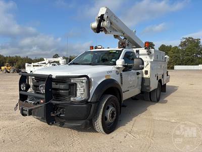 Ford F-550 Salvage Truck