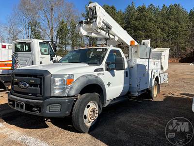 Ford F-550 Salvage Truck