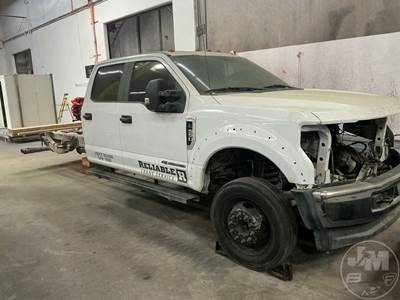 Ford F-550 Salvage Truck