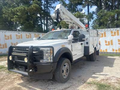 Ford F-550 Salvage Truck