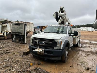 Ford F-550 Salvage Truck