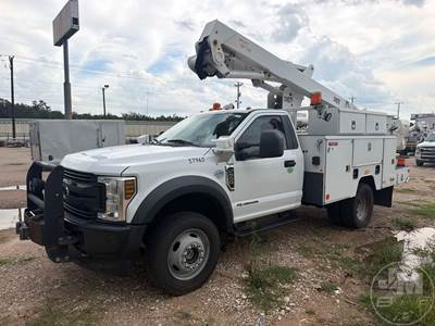 Ford F-550 Salvage Truck