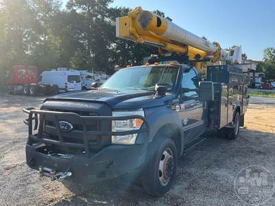Ford F-550 Salvage Truck