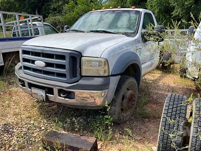 Ford F-550 Salvage Truck