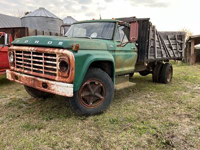 Ford F-600 Salvage Truck