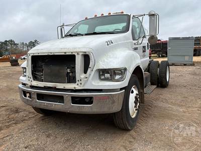 Ford F-650 Salvage Truck