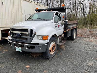Ford F-650 Salvage Truck